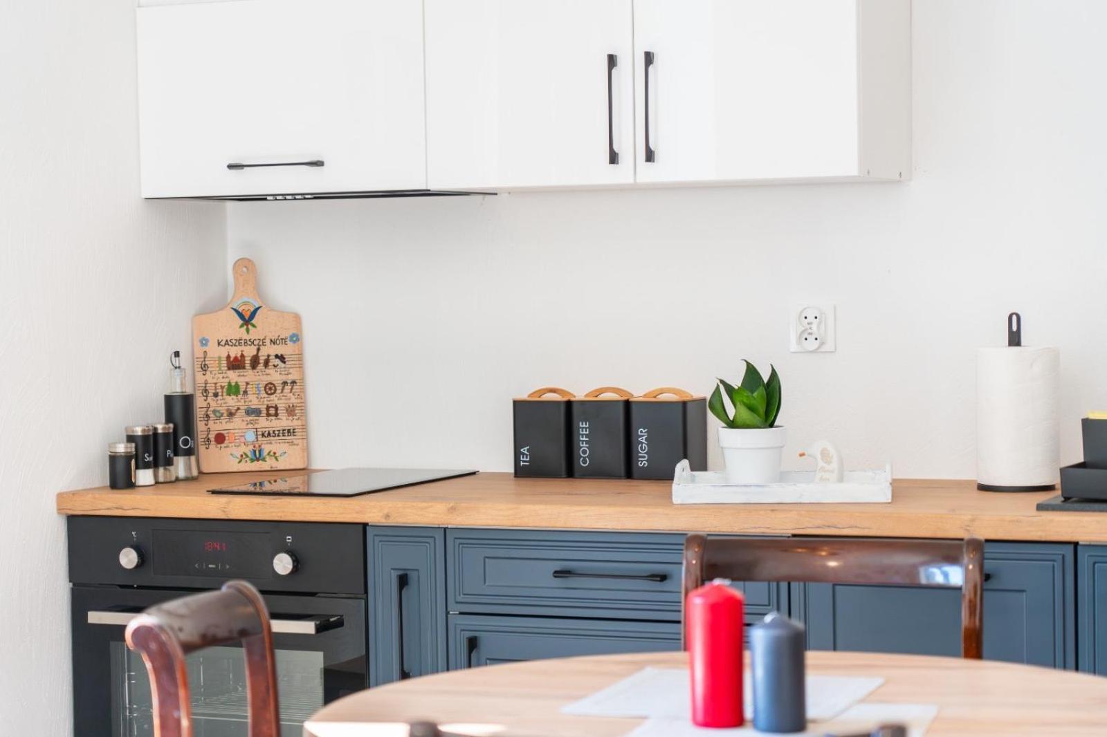 Apartmán Cztery Pory Roku Wiele Exteriér fotografie